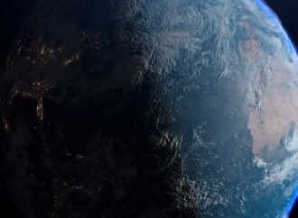 Can giant space mirrors boost green energy on Earth? A startup aims to discover