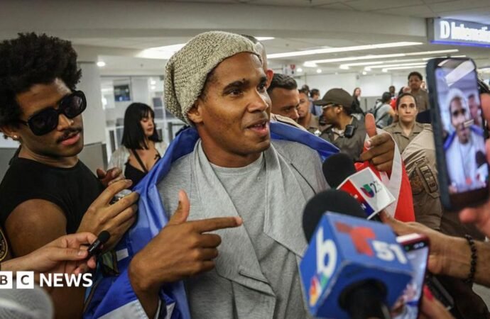 Cuban dissident Luis Manuel Otero Alcántara goes into exile in the US.