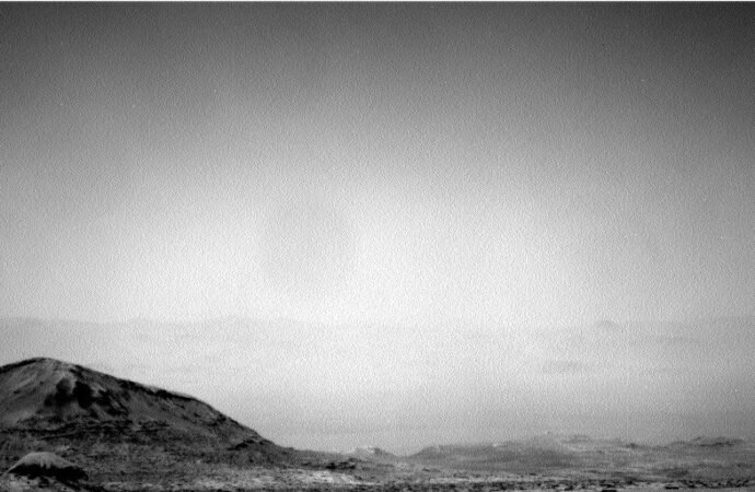 Curiosities blog, Sols 4947-4953: Gale Crater then and now – NASA Science