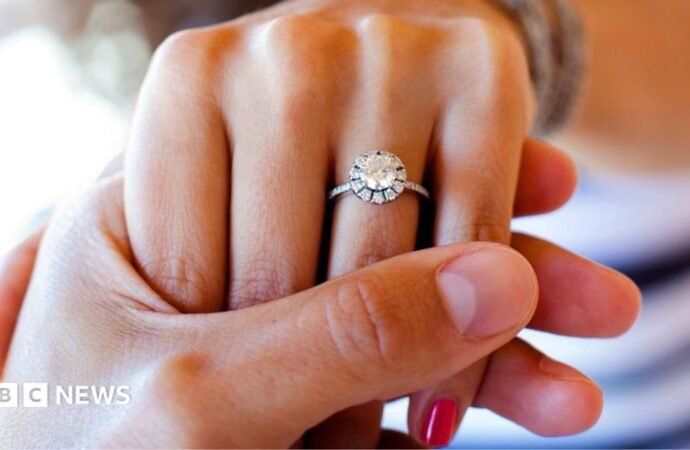 De Beers halts diamond production at its flagship South African mine for two years