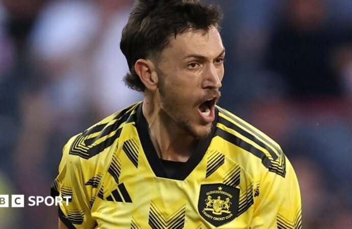 Duan Jansen: Gloucestershire re-sign seamer for T20 Blast final