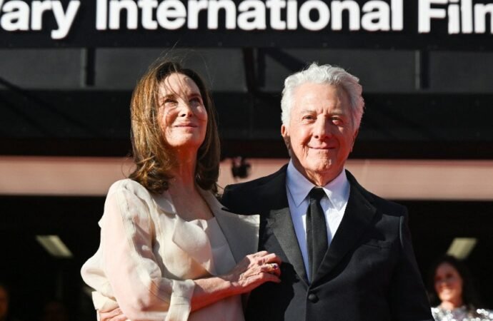 Dustin Hoffman says America is as ‘divided’ as it was during the Vietnam War