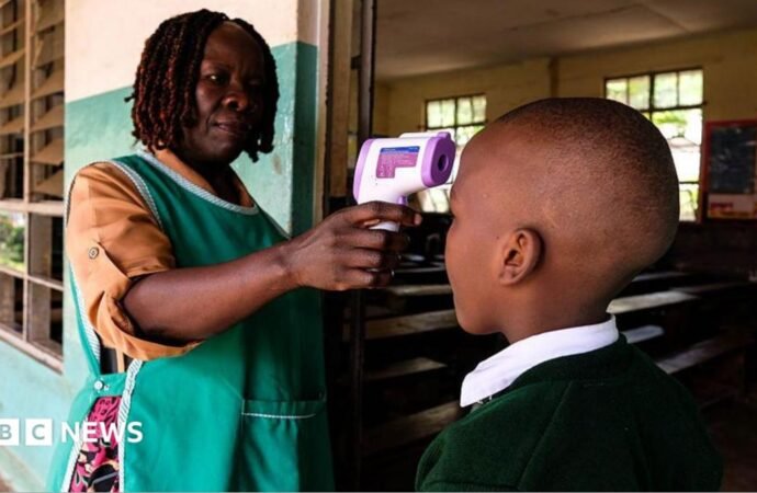 Ebola outbreak: Uganda begins the 42-day countdown to be declared free of the virus