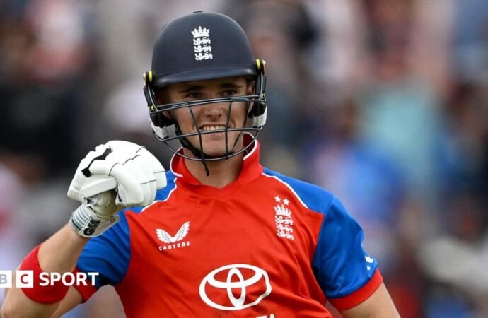 England T20 squad: England unchanged for third T20 against India