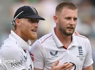 English players are advised to avoid alcohol during matches