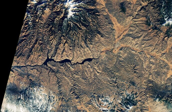 Examining algal blooms on Blue Mesa – NASA Science