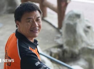 Food delivery boy wins China’s top literary prize