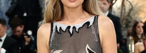 Gigi Hadid stuns in a pink dress at Taylor Swift and Travis Kelce’s wedding