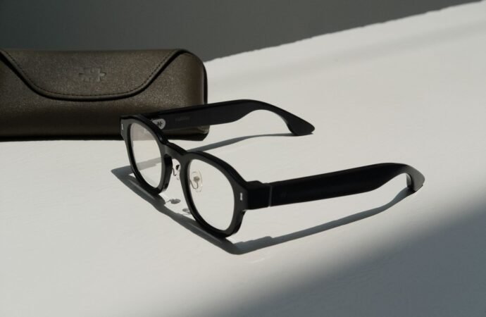 Halliday’s new smart glasses skip the camera