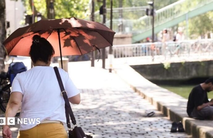 Heat wave in Europe: France records 2,000 more deaths as Europe prepares for warmer weather