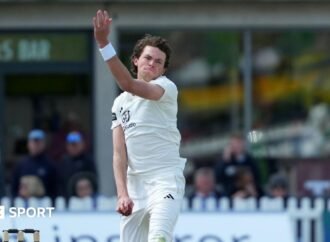 Henry Brookes: Gloucestershire sign Middlesex fast bowler