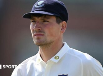 Henry Crocombe: Surrey to sign Sussex and England Lions bowler