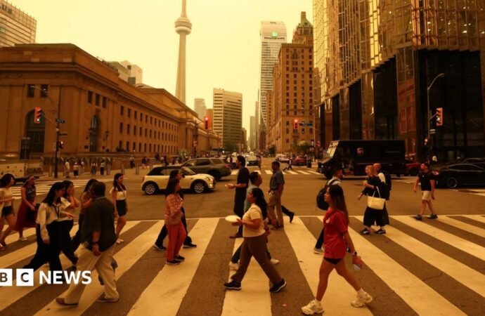 How bad are the Canadian and US wildfires and what is the risk to air quality?