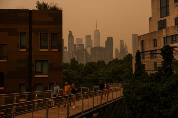 How to read the Air Quality Index (AQI) scale and how it can help you stay safe from wildfire smoke