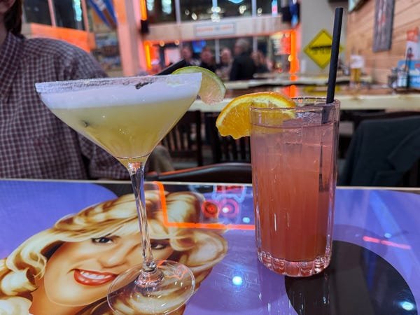 I have been a bartender for over a decade. Here are 10 things I wish customers would stop doing.