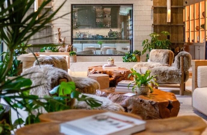I stayed in a hotel voted best in Seattle. I will now book the chain wherever I travel.