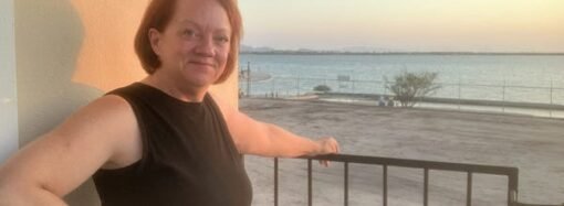 I went from a 3-bedroom townhouse to traveling with 2 suitcases