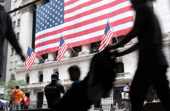 Investors have placed record short bets against the US stock market.