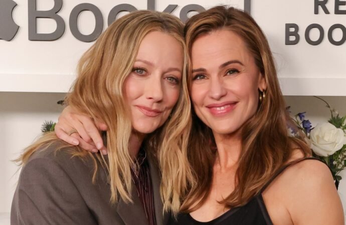 Jennifer Garner and Judy Greer to appear in Netflix’s ’13 Going on 30′ Reboot