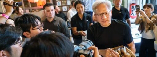 Jensen Huang hands out red bean buns to Tokyo crowds in his latest culinary adventure