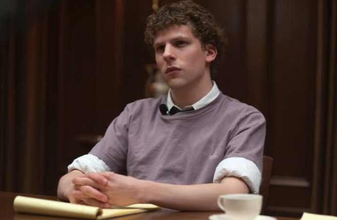 Jesse Eisenberg doesn’t “want to be associated” with Mark Zuckerberg