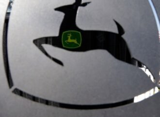 John Deere owners will have the right to repair their own equipment under new agreement