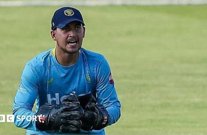 Kai Smith: Warwickshire Bears goalkeeper wants to be the best in the country