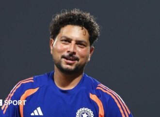 Kuldeep Yadav: Yorkshire sign India international