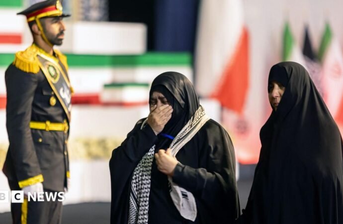 Large crowd gathers in Tehran for Ayatollah Khamenei’s funeral