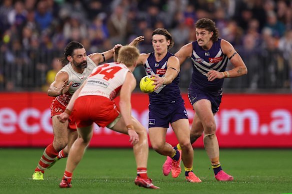 Minor premiership within reach as Flagmantle takes hold
