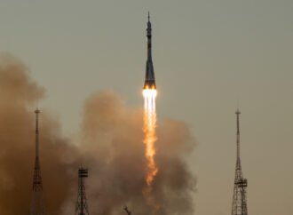 NASA astronaut Anil Menon and his crewmates arrive at the space station – NASA