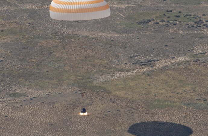 NASA astronaut Chris Williams and crewmates return from space station – NASA