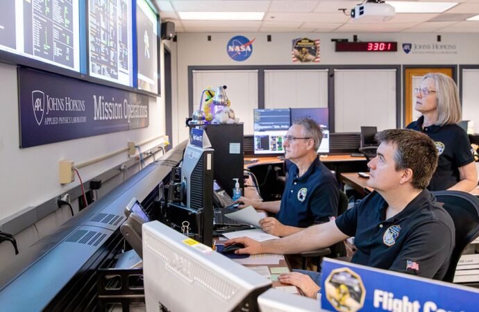 NASA’s New Horizons spacecraft awakens from hibernation in good health – NASA Science