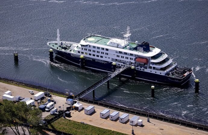 No, cruise ships are not floating petri dishes