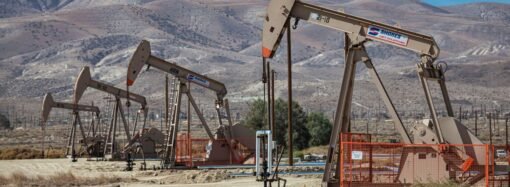 Oil prices plummet on renewed optimism about US-Iran peace