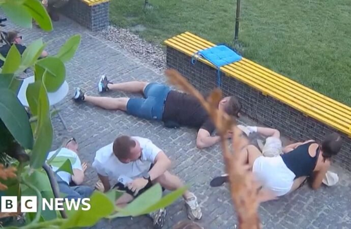 People flee as Russian attack hits near cafe in Ukraine