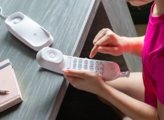 Pinwheel launches retro-inspired landline phone for kids | TechCrunch