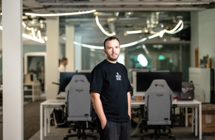 Popular French startup ZML launches free product to speed up inference on many AI chips | TechCrunch