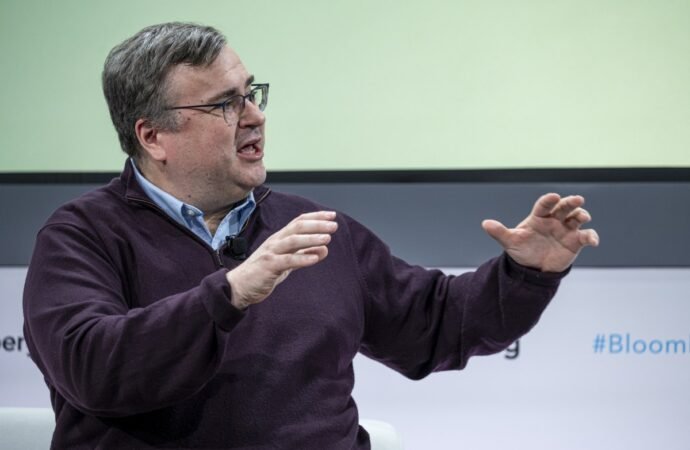 Prentis, new artificial intelligence laboratory co-founded by Reid Hoffman and Marc Pincus in talks to raise $100 million | TechCrunch