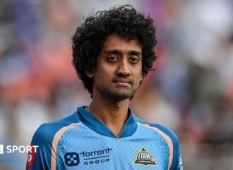 R Sai Kishore: Gloucestershire sign India bowler for remainder of county championship