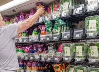 Shredded lettuce supplied to Taco Bell identified as a source of cyclospora that causes watery diarrhea