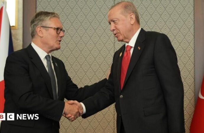 Sir Keir Starmer received arms and ammunition from Turkish president