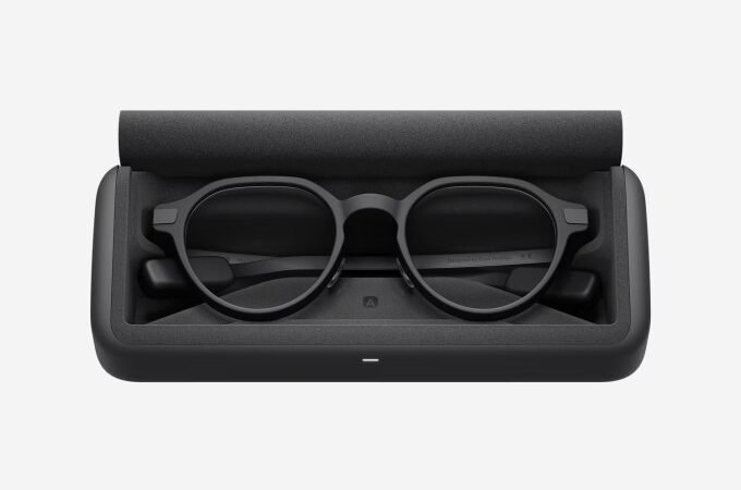 Smart glasses without a camera? Even Realities is betting that productivity beats recording everyone | TechCrunch
