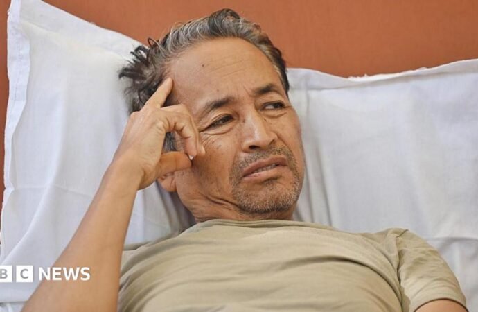 Sonam Wangchuk: Indian activist on hunger strike for 20 days is forcibly taken to hospital