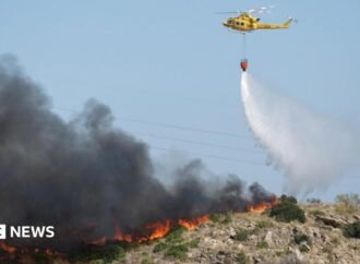Spain struggles to contain one of its deadliest forest fires: at least 12 dead