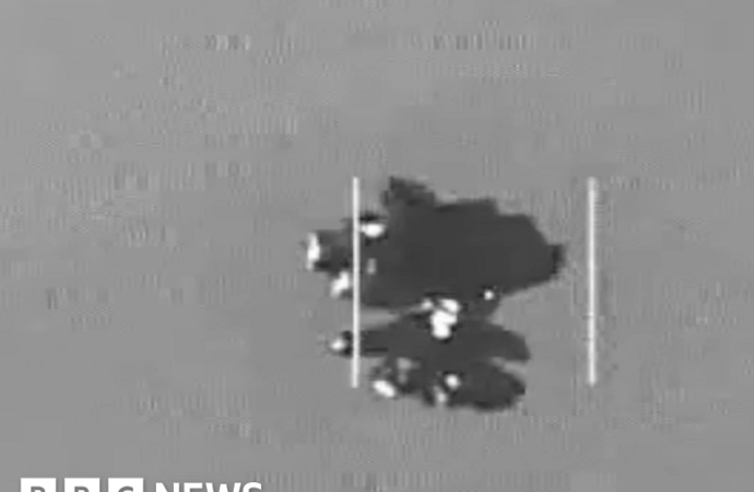 Square shapes and strange lights: US declassifies more UFO files