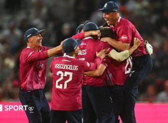 T20 Blast Final: Northamptonshire Steelbacks beat Hampshire Hawks