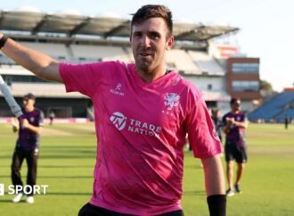 T20 Blast: Hants, Northants, Notts and Somerset reach semi-finals