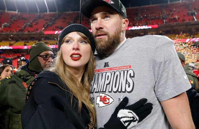 Taylor Swift and Travis Kelce get married at Madison Square Garden