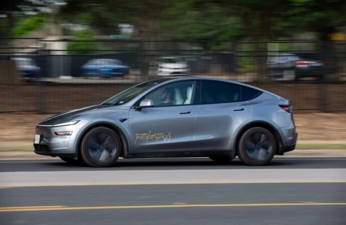 Tesla activates robotaxi pilots in Orlando and Tampa ahead of second quarter earnings | TechCrunch